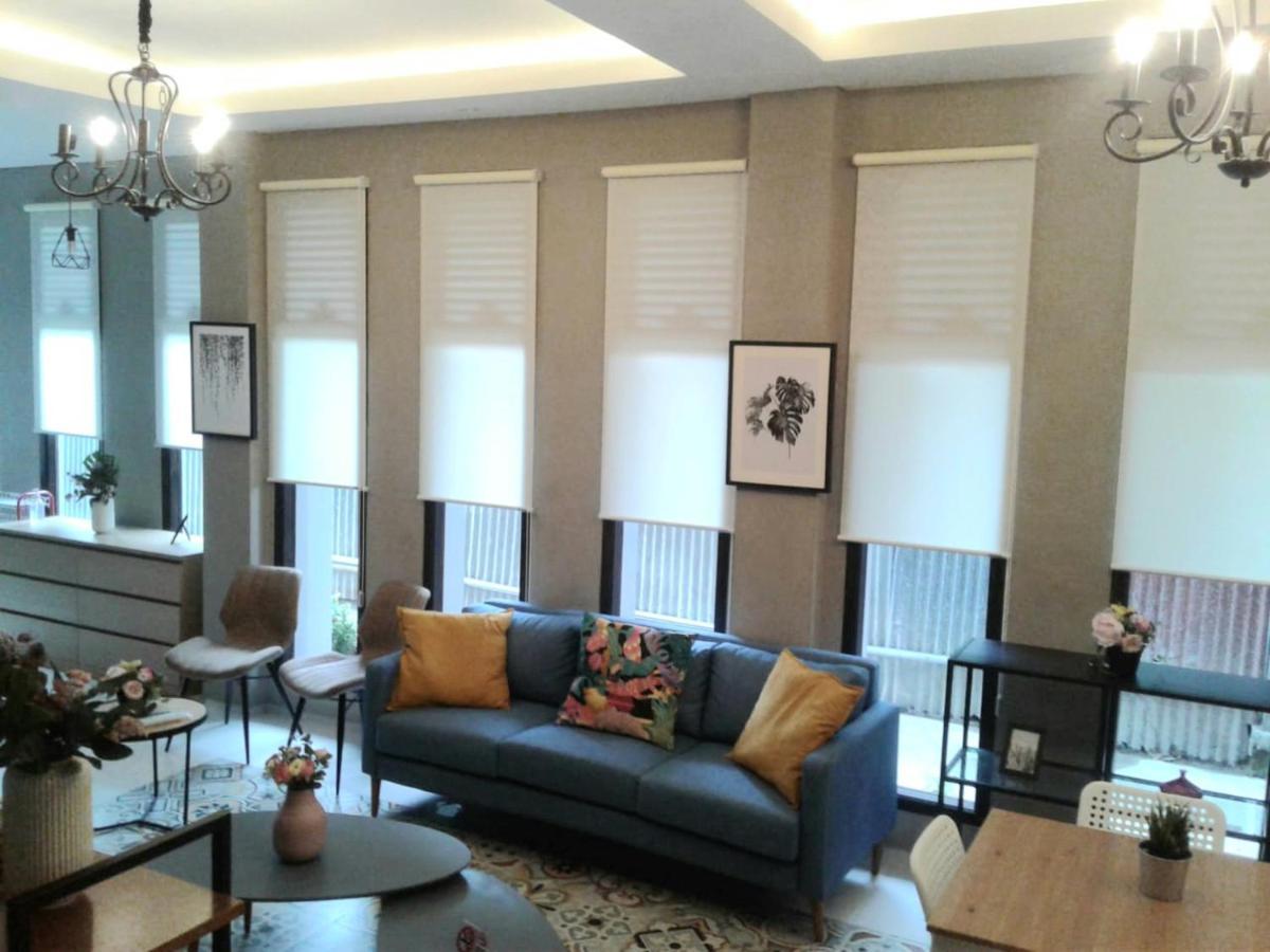 Sabi Guest House - Strategic Family -Married Couples Only- Hostel In Prawirotaman Jogjakarta Buitenkant foto