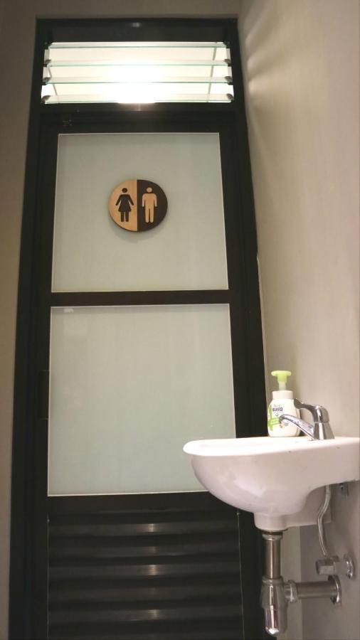 Sabi Guest House - Strategic Family -Married Couples Only- Hostel In Prawirotaman Jogjakarta Buitenkant foto