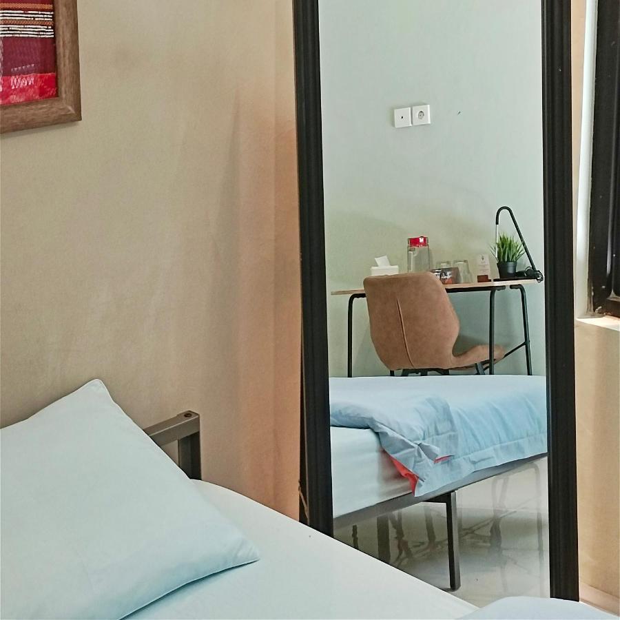Sabi Guest House - Strategic Family -Married Couples Only- Hostel In Prawirotaman Jogjakarta Buitenkant foto