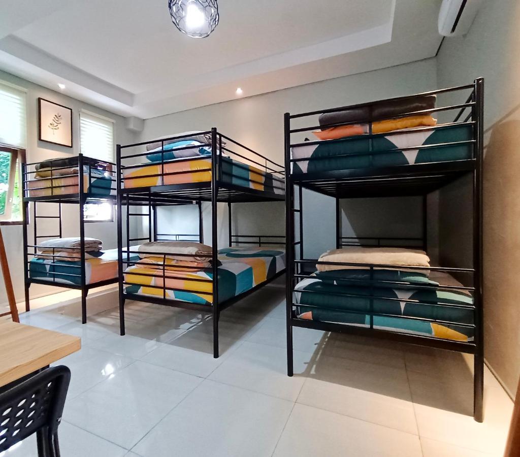 Sabi Guest House - Strategic Family -Married Couples Only- Hostel In Prawirotaman Jogjakarta Buitenkant foto